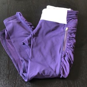 LULULEMON LEGGINGS SIZE 6